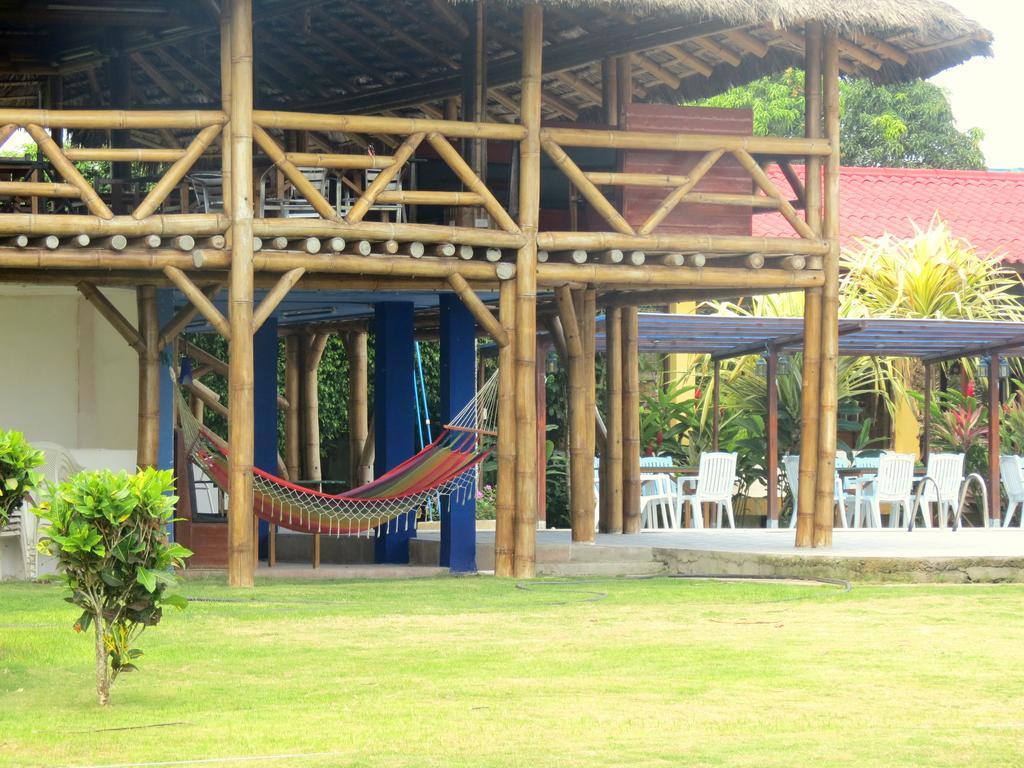 Hotel Puerto Ballesta Tonsupa Exterior foto
